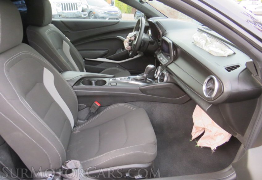 2019 Chevrolet Camaro - Image 22