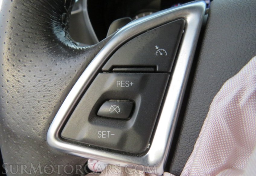 2019 Chevrolet Camaro - Image 40