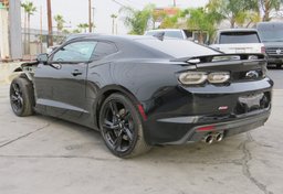 2019 Chevrolet Camaro - Image 9