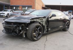 2019 Chevrolet Camaro - Image 4