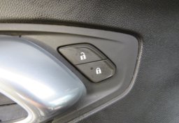 2019 Chevrolet Camaro - Image 41