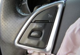 2019 Chevrolet Camaro - Image 40