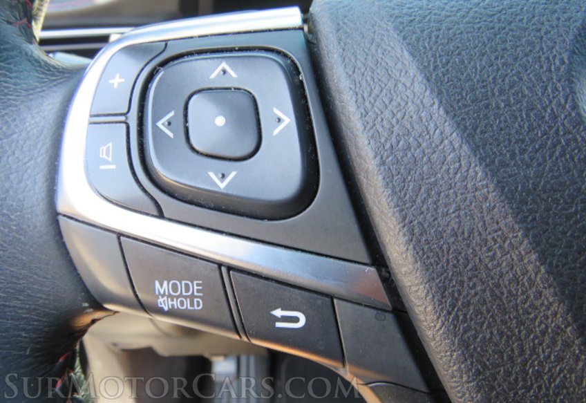 2015 Toyota Camry - Image 33