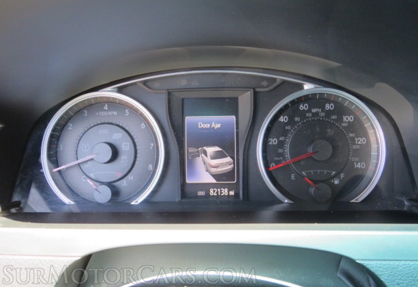 2015 Toyota Camry - Image 37