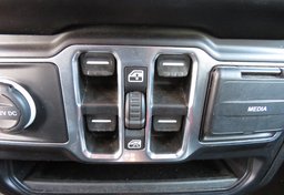 2020 Jeep Wrangler Unlimited - Image 38