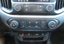 2019 Chevrolet Colorado - Image 36