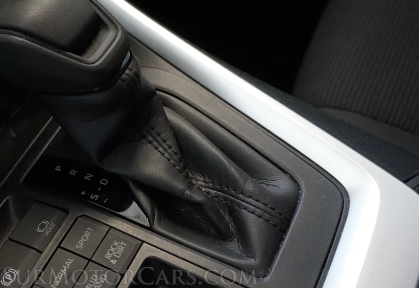 2019 Toyota RAV4 - Image 48