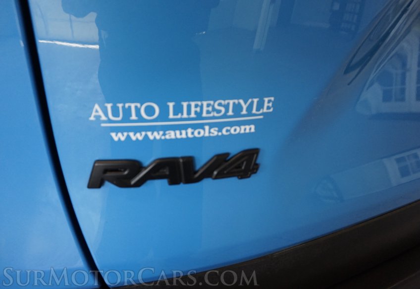 2019 Toyota RAV4 - Image 23