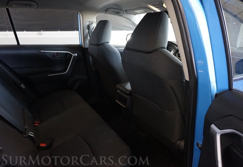 2019 Toyota RAV4 - Image 30