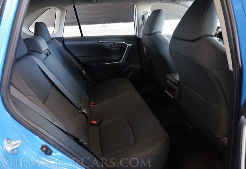 2019 Toyota RAV4 - Image 32