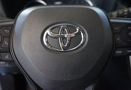 2019 Toyota RAV4 - Image 38