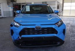 2019 Toyota RAV4 - Image 11