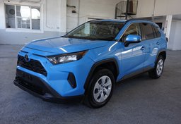 2019 Toyota RAV4 - Image 3