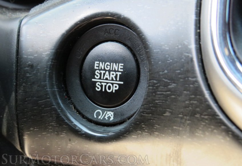 2017 Jeep Grand Cherokee - Image 40