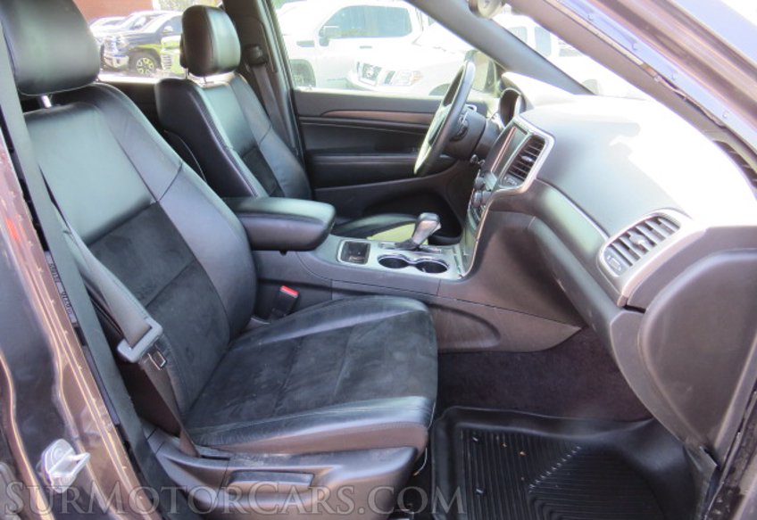 2017 Jeep Grand Cherokee - Image 27