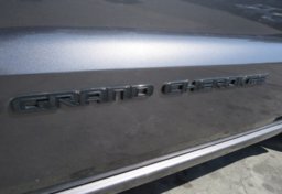 2017 Jeep Grand Cherokee - Image 21