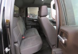 2019 Chevrolet Silverado 1500 - Image 31