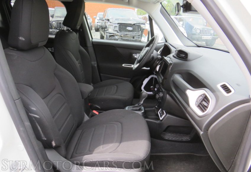 2019 Jeep Renegade - Image 27