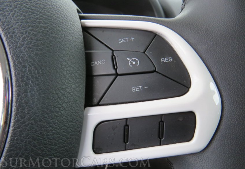 2019 Jeep Renegade - Image 37