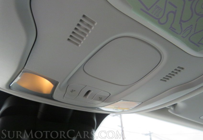 2019 Jeep Renegade - Image 40