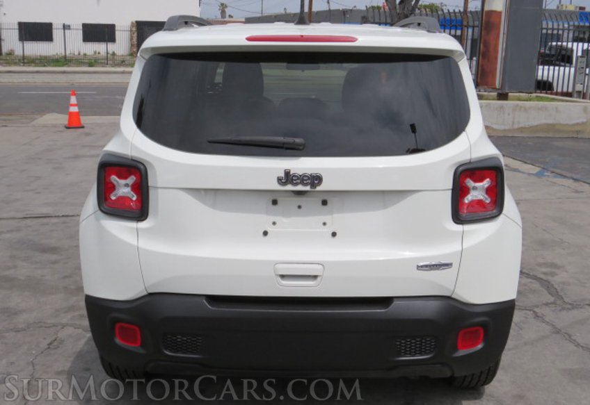 2019 Jeep Renegade - Image 10