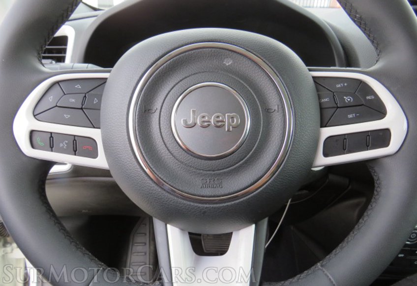 2019 Jeep Renegade - Image 35
