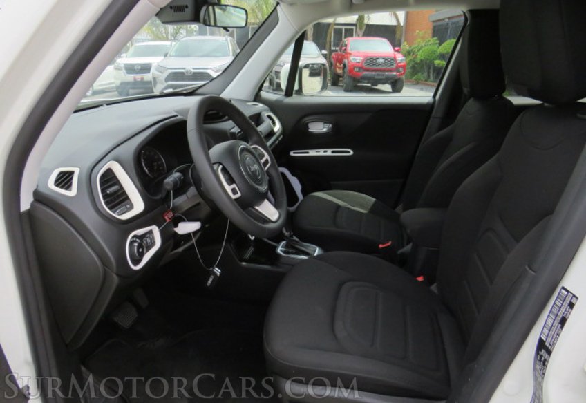 2019 Jeep Renegade - Image 22