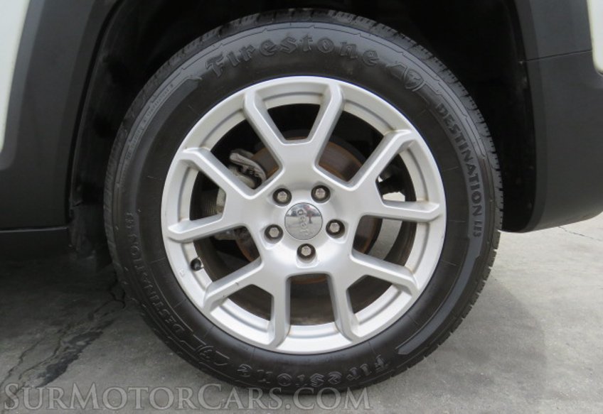 2019 Jeep Renegade - Image 16