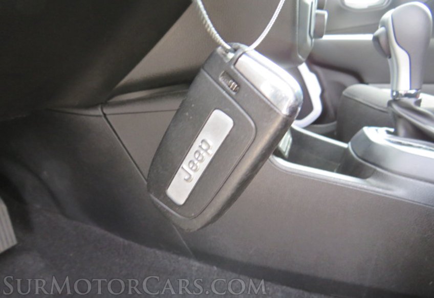 2019 Jeep Renegade - Image 41