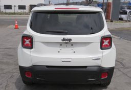 2019 Jeep Renegade - Image 10