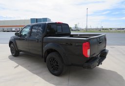 2016 Nissan Frontier - Image 8