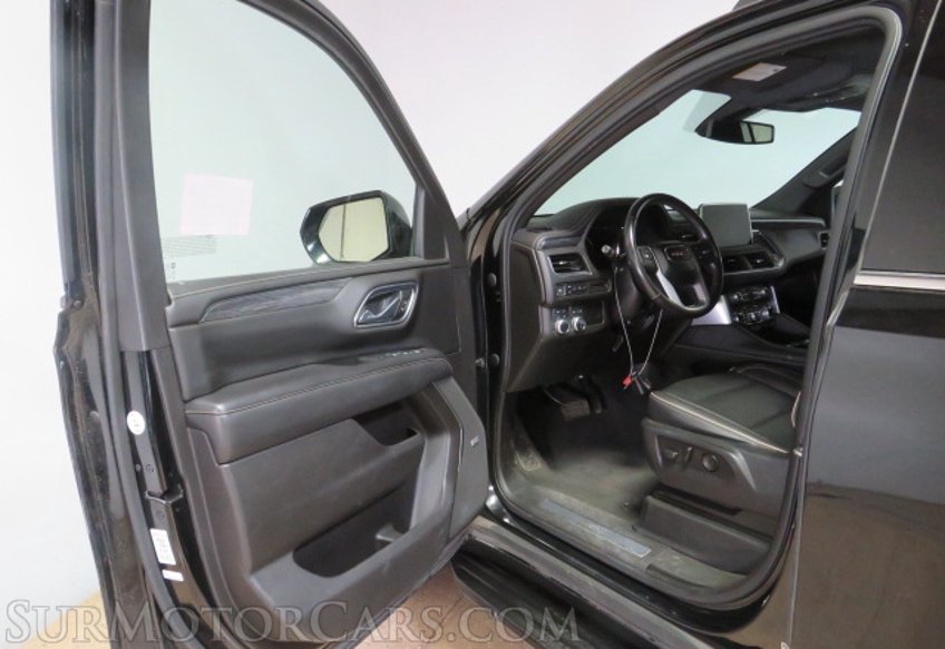 2021 GMC Yukon XL - Image 18