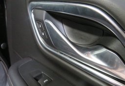 2021 GMC Yukon XL - Image 38