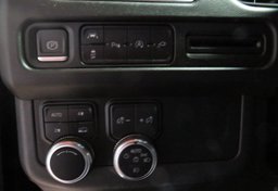 2021 GMC Yukon XL - Image 42