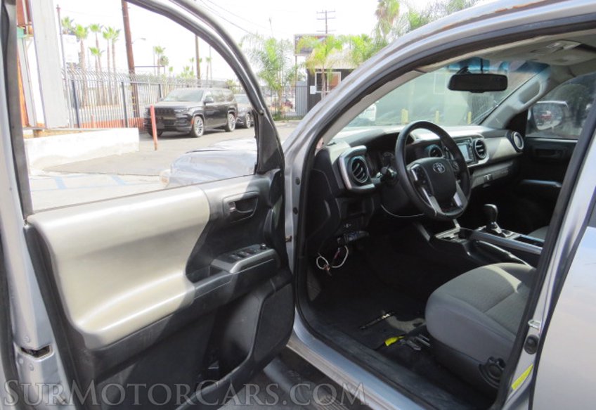 2017 Toyota Tacoma - Image 20