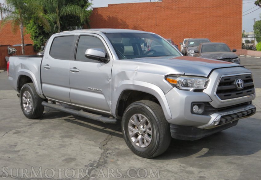 2017 Toyota Tacoma - Image 4