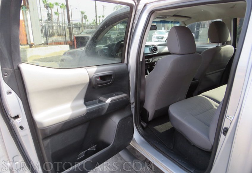 2017 Toyota Tacoma - Image 22