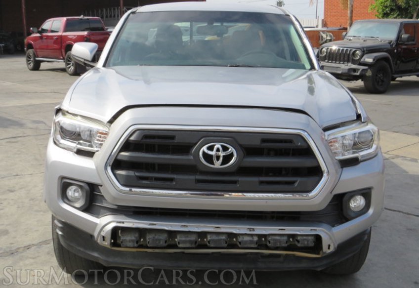 2017 Toyota Tacoma - Image 11