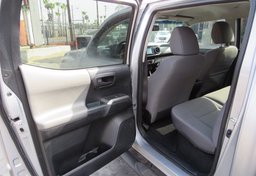 2017 Toyota Tacoma - Image 22