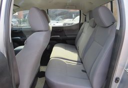 2017 Toyota Tacoma - Image 29