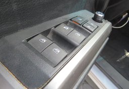 2017 Toyota Tacoma - Image 36