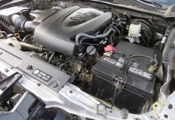 2017 Toyota Tacoma - Image 46