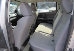 2017 Toyota Tacoma - Image 28