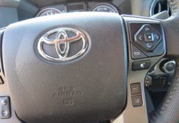 2021 Toyota Tacoma 4WD - Image 38