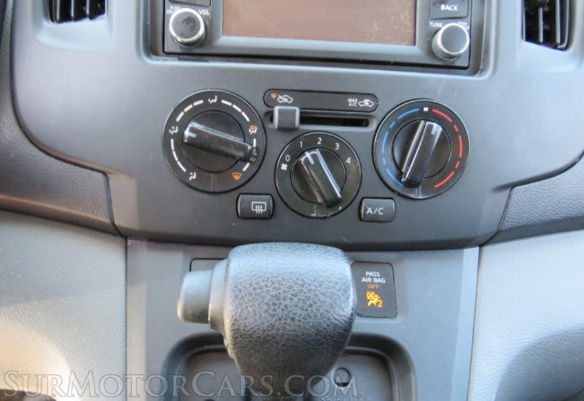 2017 Nissan NV200 Compact Cargo - Image 40
