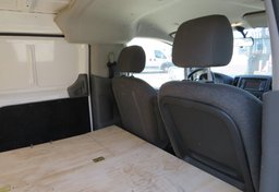 2017 Nissan NV200 Compact Cargo - Image 27
