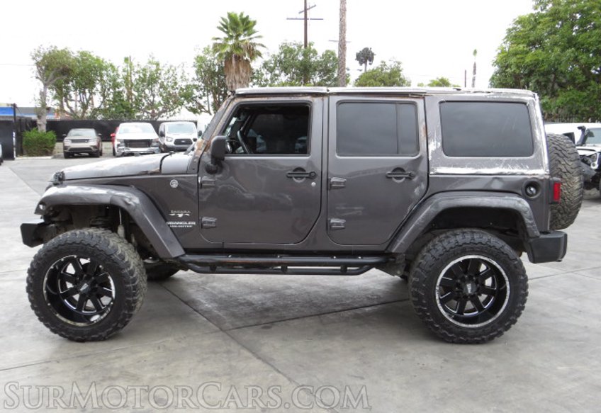 2017 Jeep Wrangler Unlimited - Image 12
