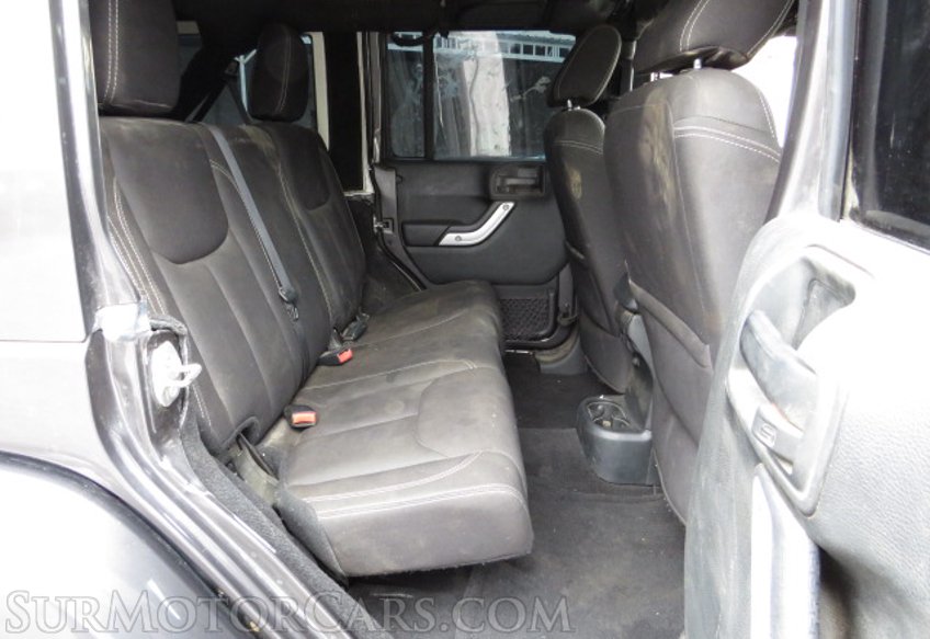 2017 Jeep Wrangler Unlimited - Image 29