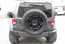 2017 Jeep Wrangler Unlimited - Image 10