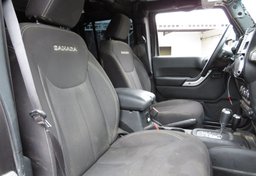 2017 Jeep Wrangler Unlimited - Image 30